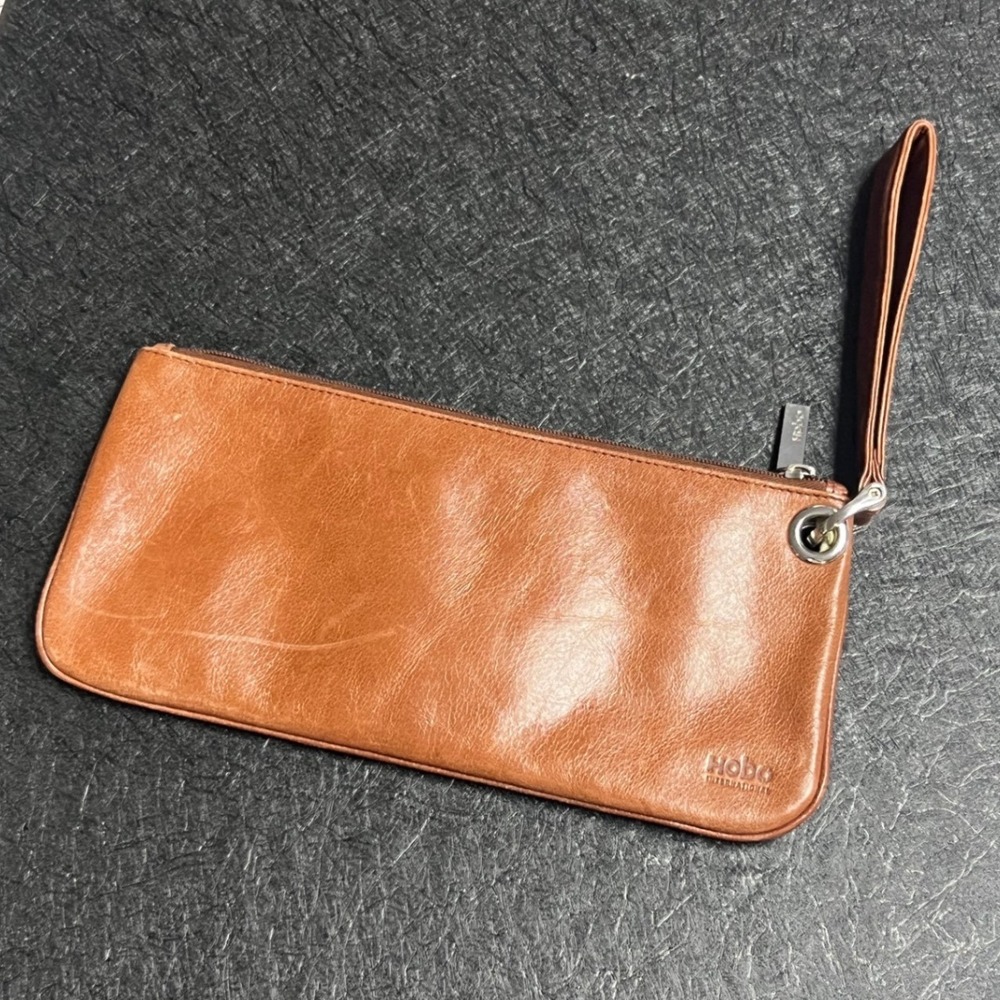Hobo International Leather Wristlet Clutch Bag Cognac Brown - Picture 4 of 10